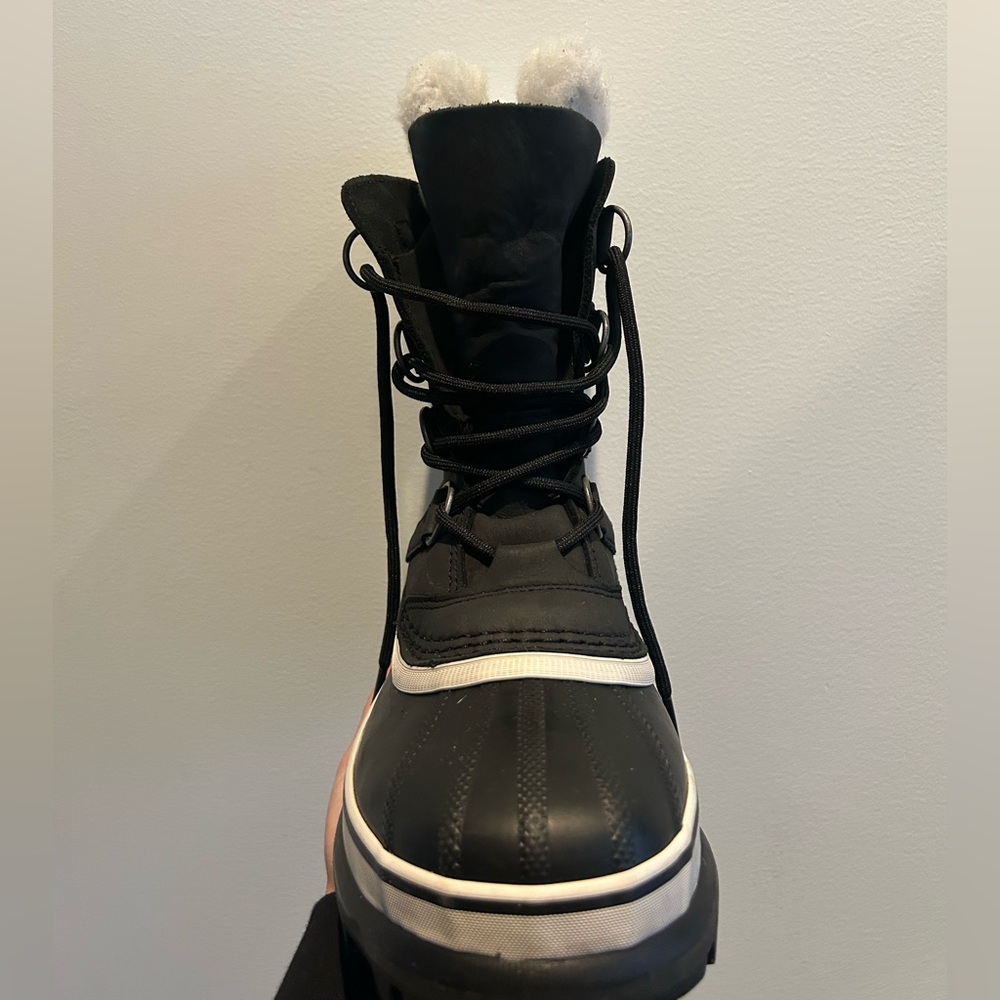 Sorel Black and Cream Winter Boots - Picture 3 of 5